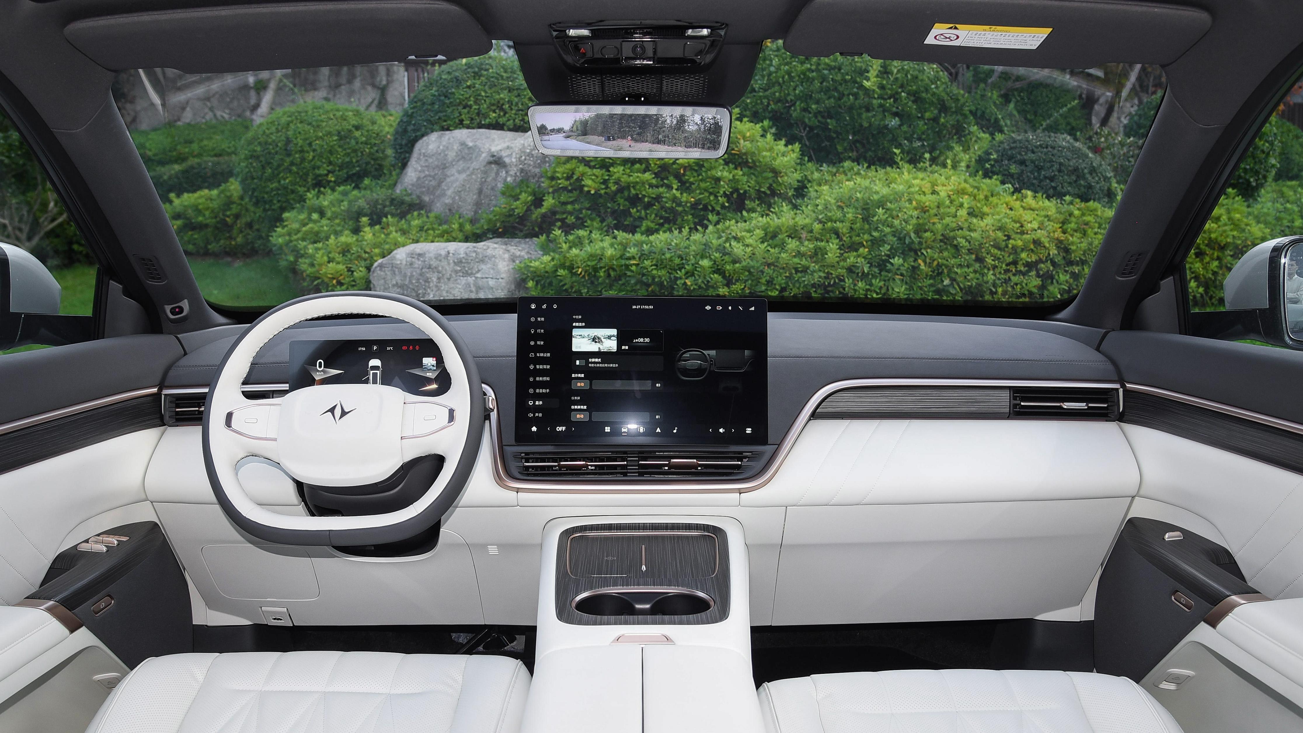 20万级大五座SUV，配魔毯座椅，至高优惠2.8万，eπ008值得一看