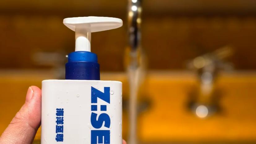 2025美白控油祛痘去黑头洗面奶深度解析：清洁护肤+控油祛痘双在线