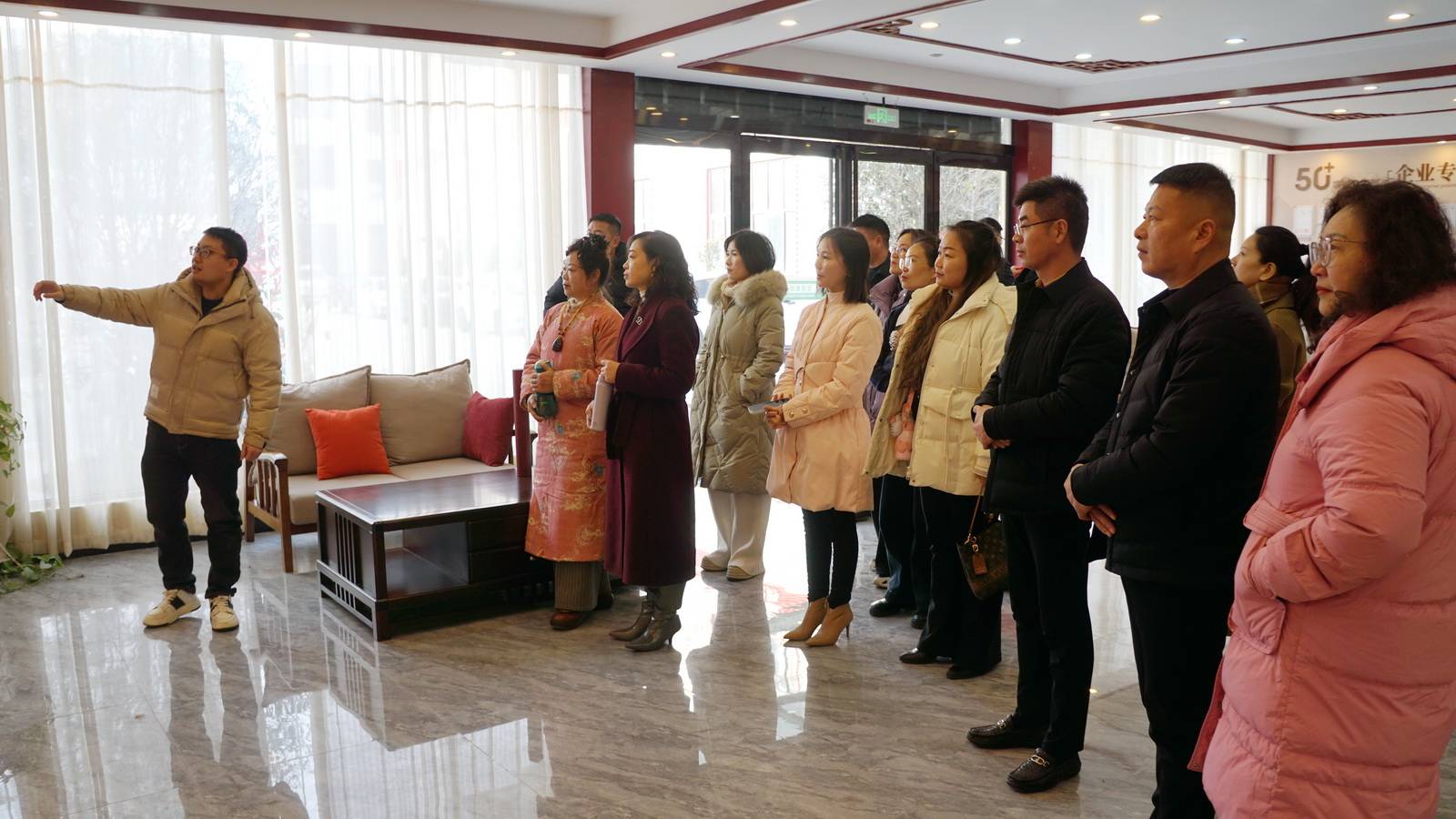 汴梁头条|开封市鼓楼区新联会执行会长侯建峰带队继续走访调研会员企业