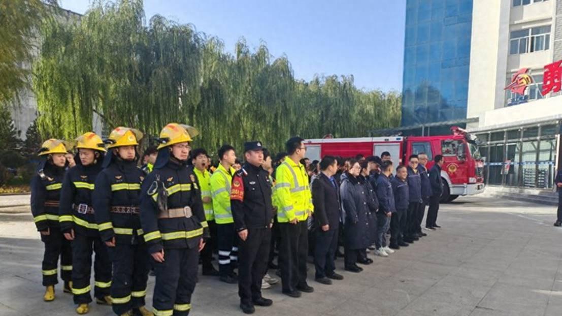 筑牢消防“防火墙” 守护铁路安全生命线