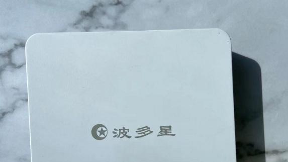 4款电视的搭档机顶盒，用起来非常简单