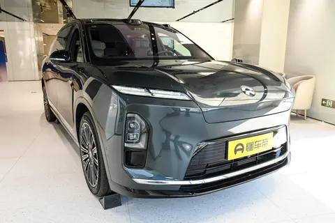 换电5分钟真能跑600km？蔚来新ES8凭啥让增程车用户心动？