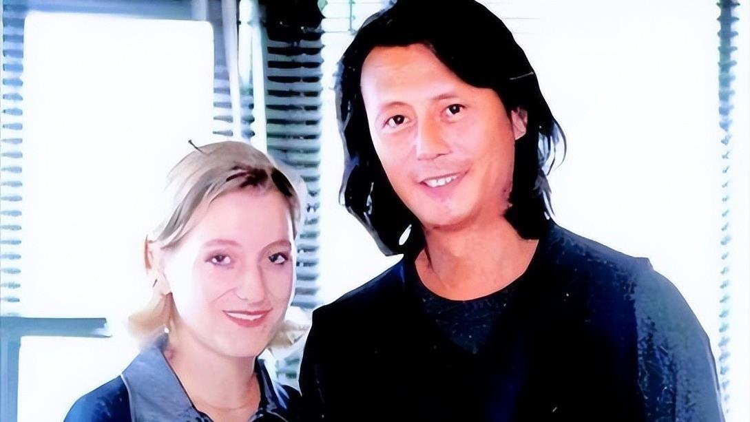 这才是没有子女的真实晚年，65岁刘雪华独居12年，财富也无济于事