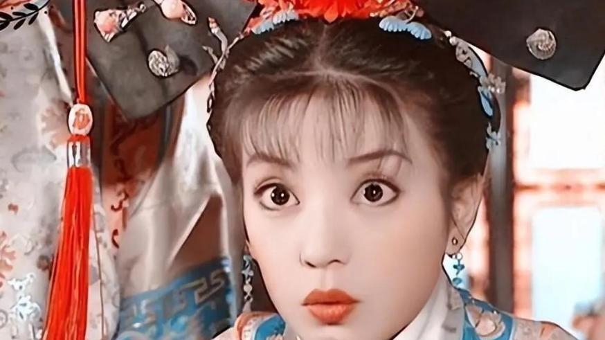 被封杀的赵薇，低调发声背后隐藏了什么，她的下一步会如何？