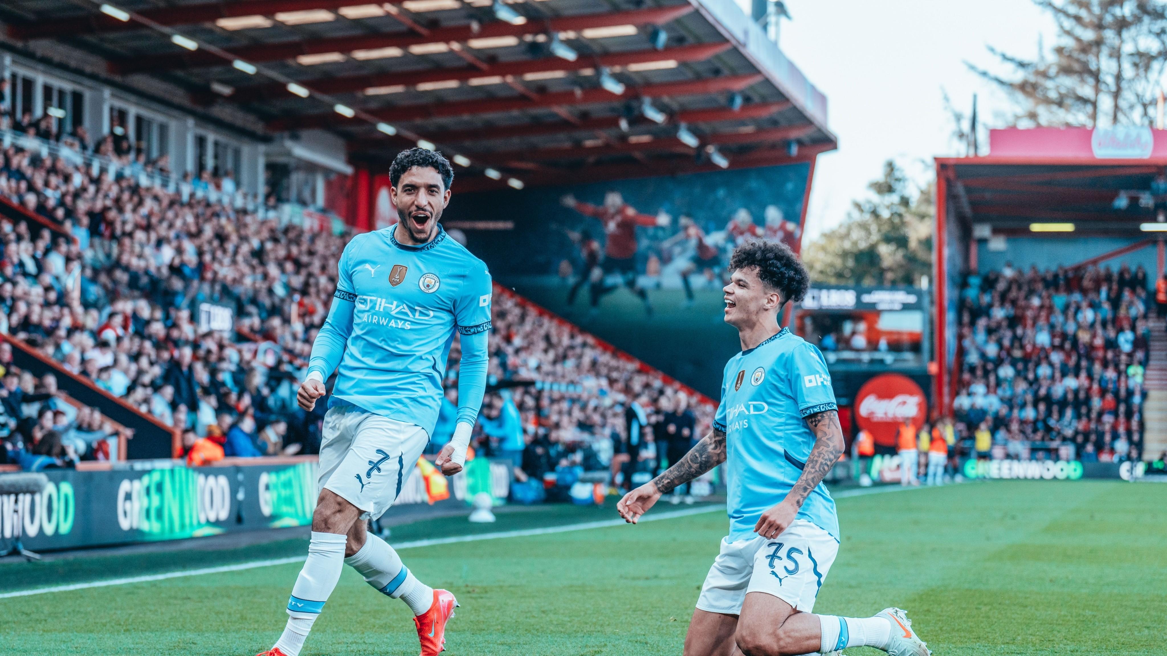 萨维尼奥传射建功哈兰德里程碑破门 曼城 5-2 逆转尤文锁定小组头名！