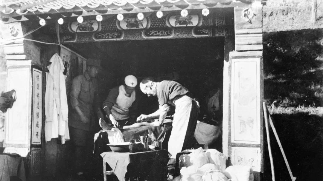 这些人物的交集，大概率会让我们惊掉下巴，更让我们感动