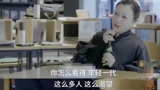 郝蕾说对了，从突然闭关的饺子身上：我看到娱乐圈的悲哀