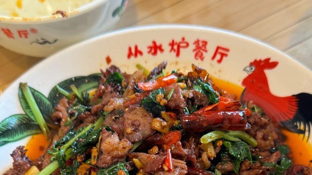 昆明普洱菜馆：从水炉的酸辣咸香下饭菜