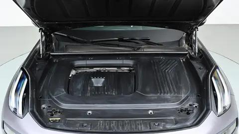 领克09四驱探索版Ultra，20.88万能否重新定义燃油SUV体验？