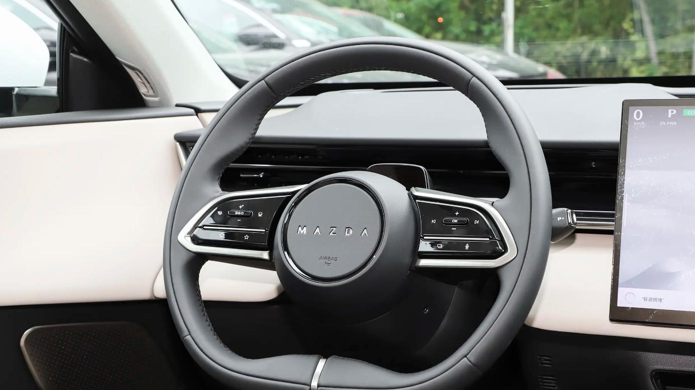 新能源中型SUV，起步11.99万？马自达EZ-60卷起来是有实力的