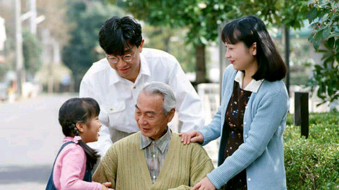 人到五十，不管存款多少，都要帮儿女这三个忙