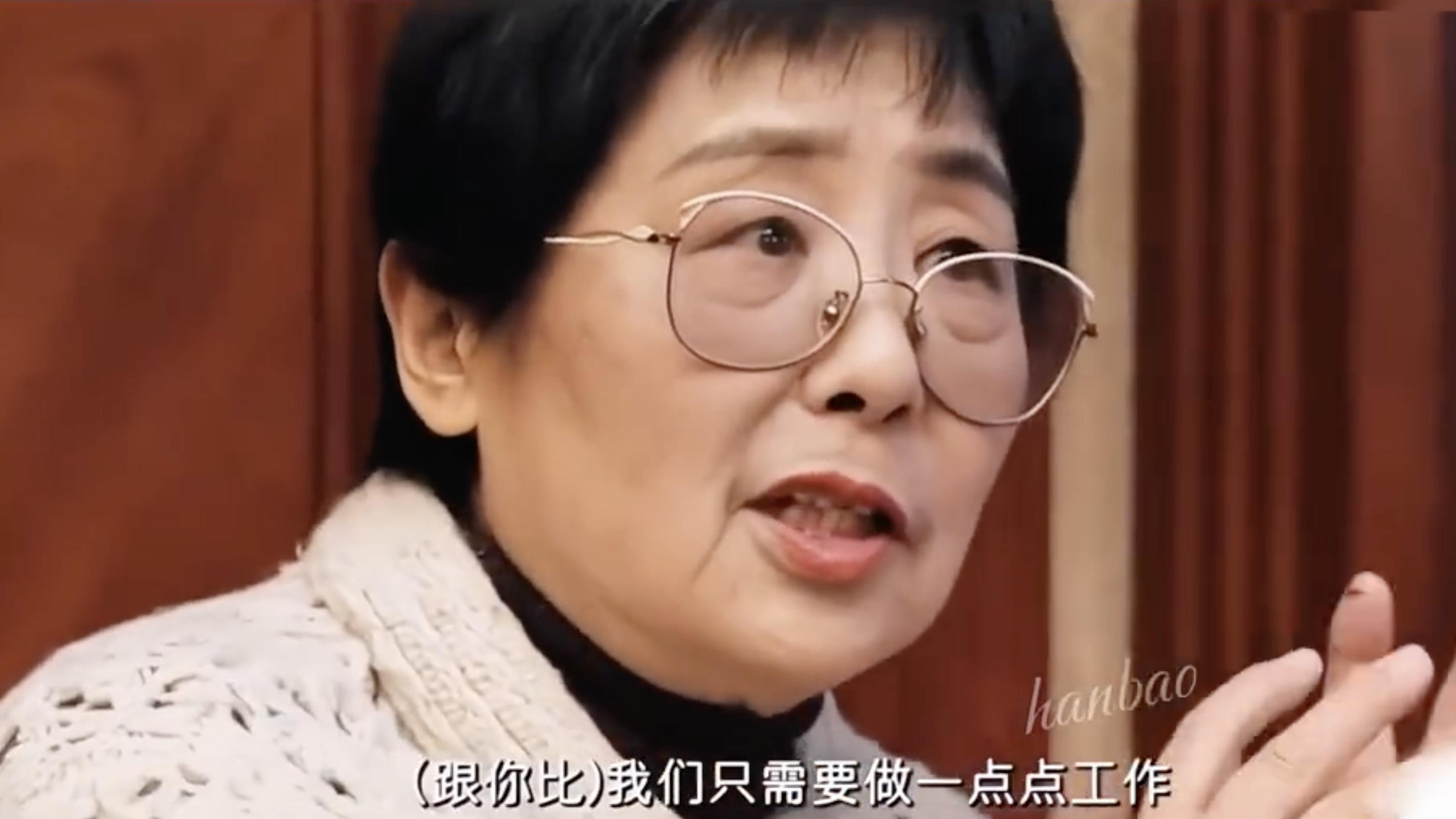带孙十年，北京无家——谁在消费“黄圣依妈妈”们的黄金岁月？