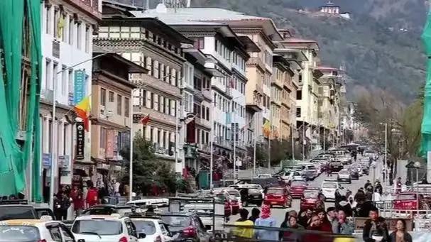 大清朝灭亡100多年，这个国家还在用大清国旗，至今没和我国建交