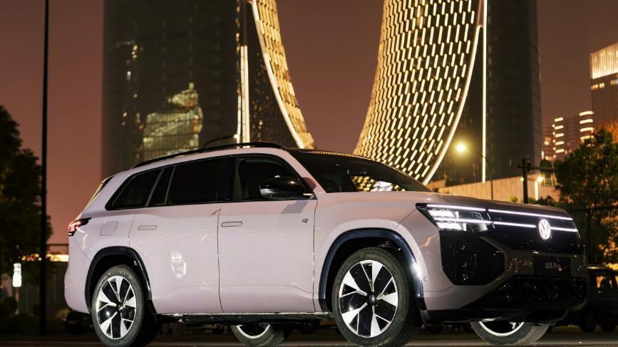 性能、智能再进阶 途昂Pro上市，一口价26.99万起