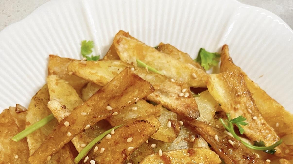 今天的快乐，是酸甜酥脆的风味土豆片给的！