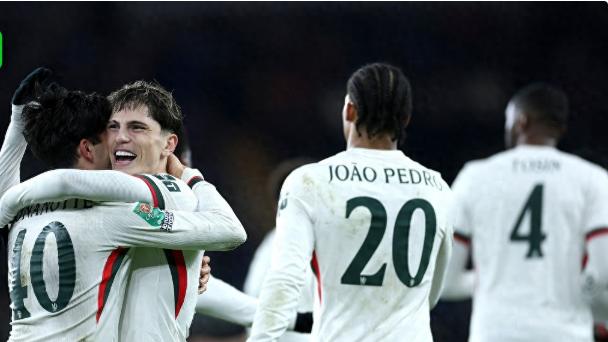 82分钟领先+93分钟绝杀！11.4亿豪门3-1掀翻英甲队，晋级联赛杯四强