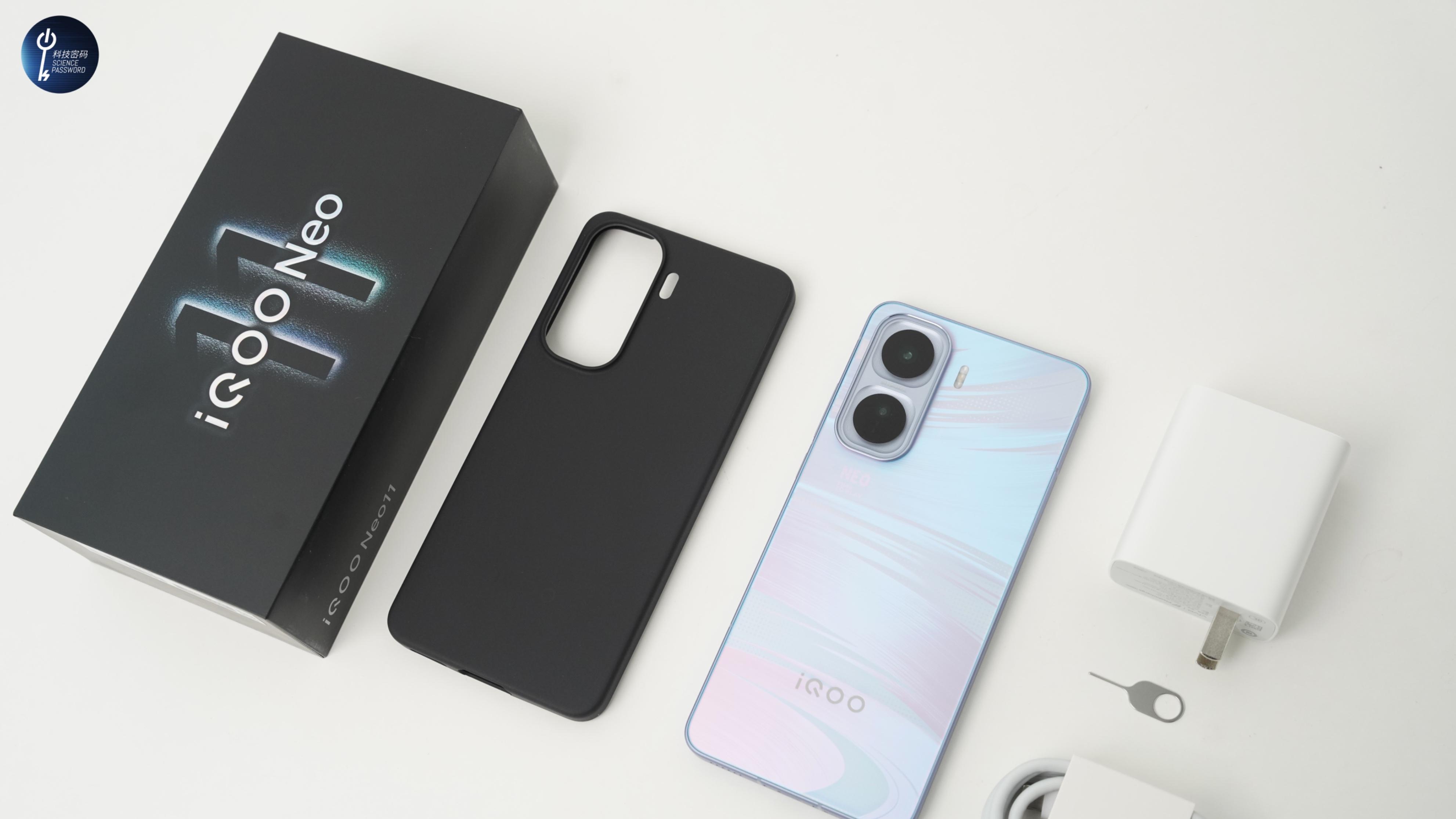 iQOO Neo11一机制胜 2K超分+ 144FPS超帧 真强！