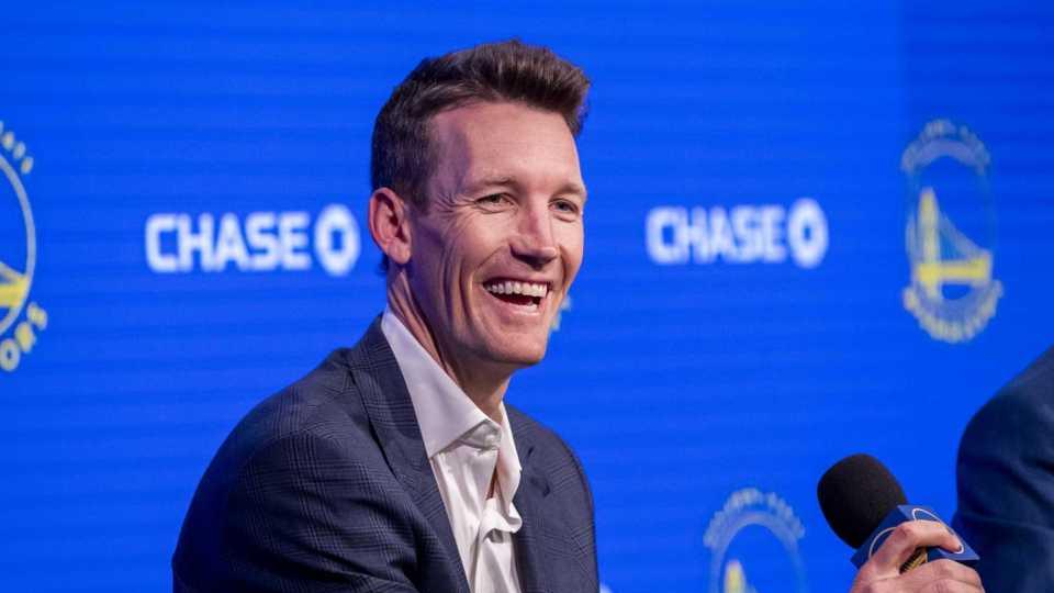 勇士筹划重磅交易？邓利维泼冷水称不现实 指出球队最大漏洞