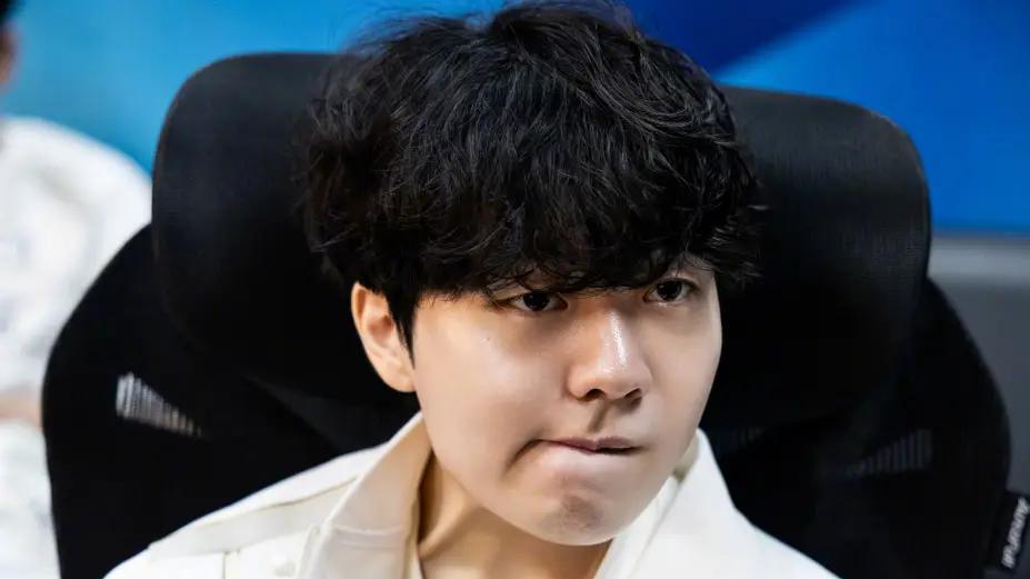 电竞圈炸锅！Rookie“盲Q”妖姬被疑作弊，现场出现观众报点？起底IG vs TT风波全链条