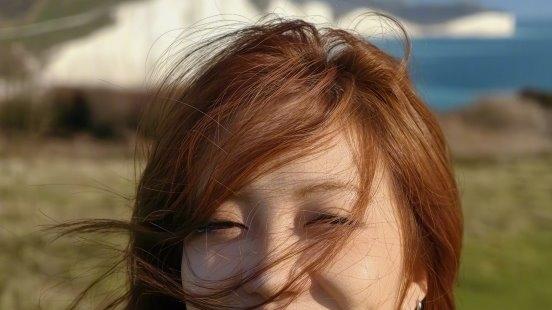 从花瓣纹路到山顶城镇，vivo X300系列远近皆清拍摄