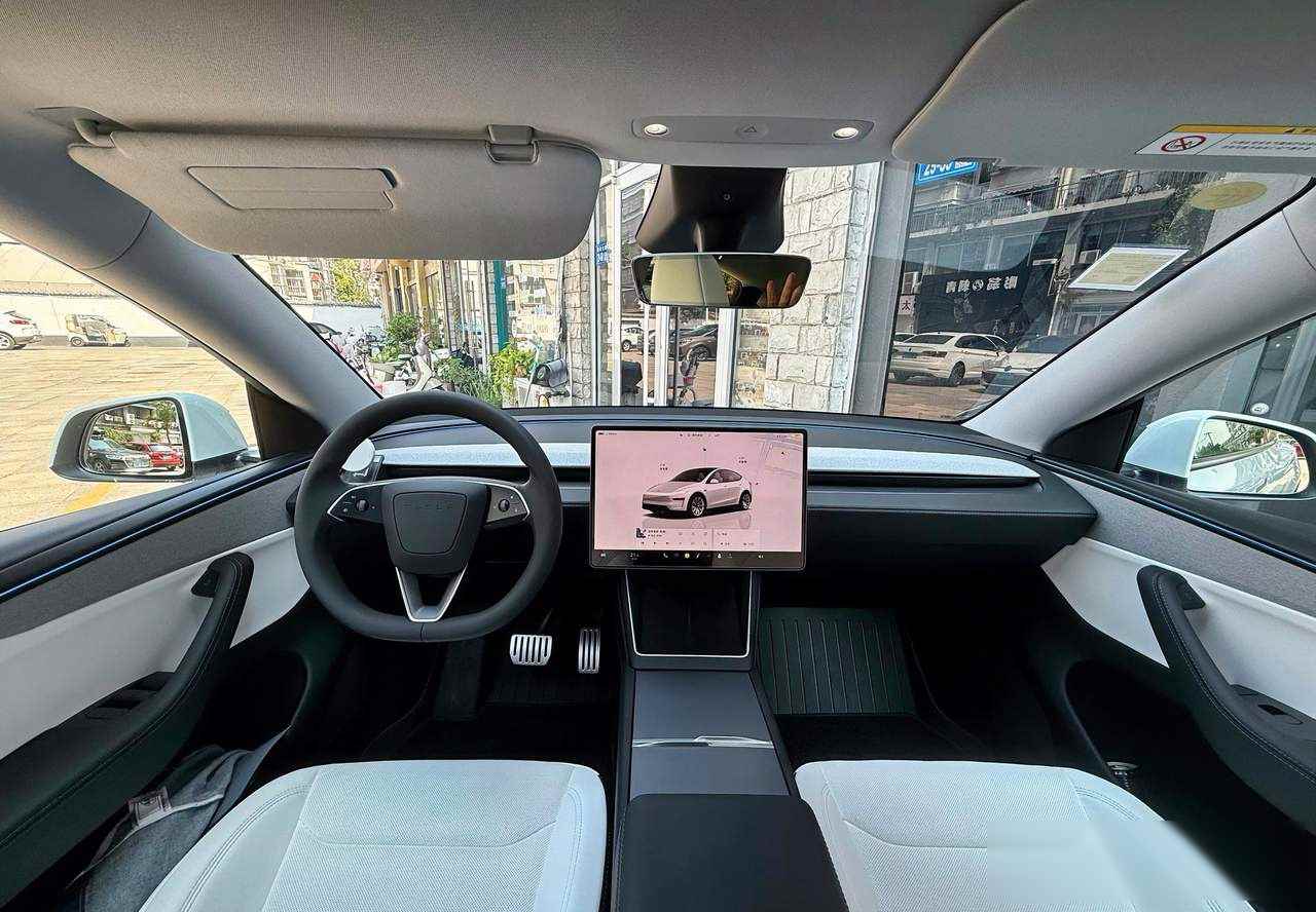 当初笑它太简单，如今叹它太方便：一位特斯拉车主的真实心声