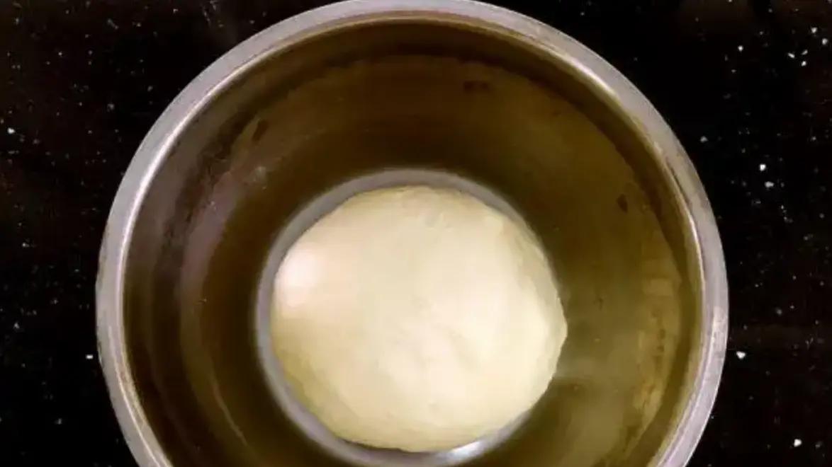 天冷蒸馒头，别只加酵母和白糖，教你一招，20分钟发好，馒头暄软