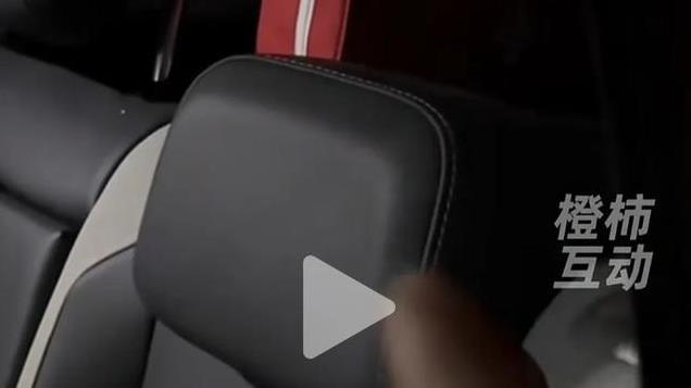 车窗被砸车主却笑了，这个小偷的举动，让车内这个东西终于用上了