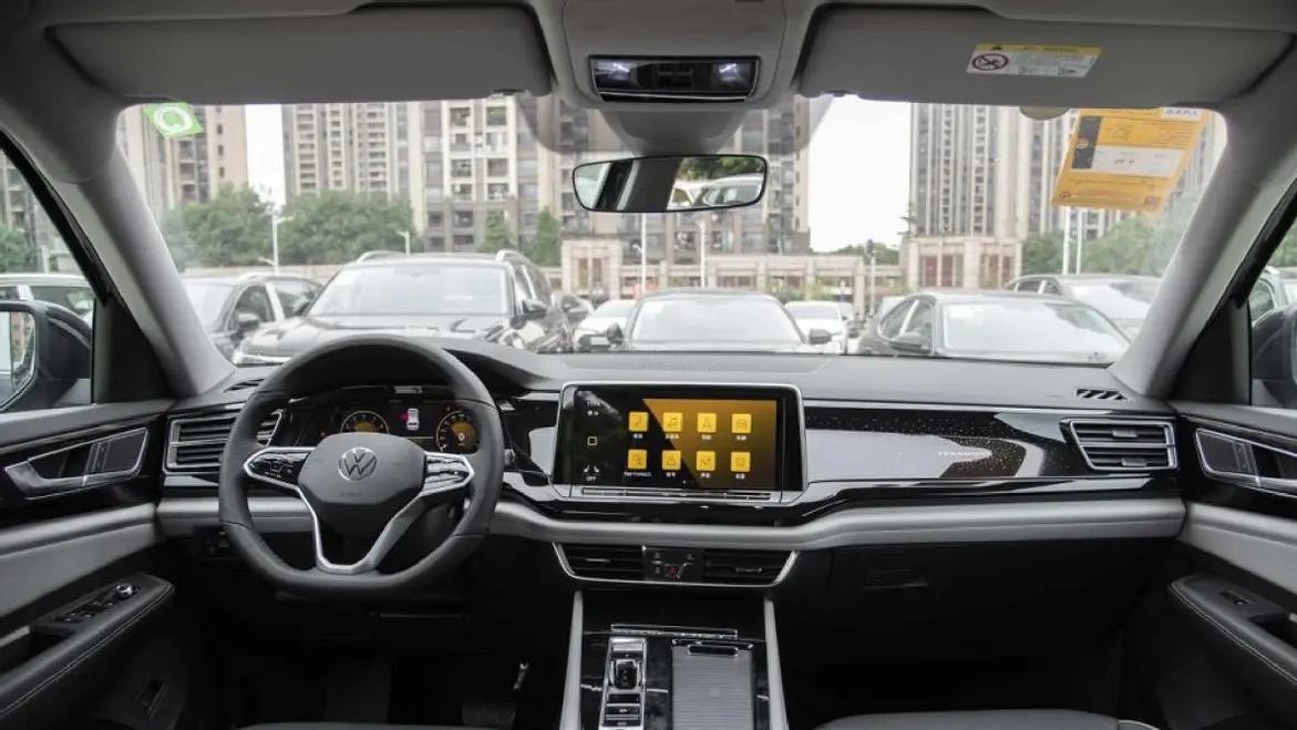 家用大五座SUV首选这两款，车宽近两米，安全舒适底盘稳