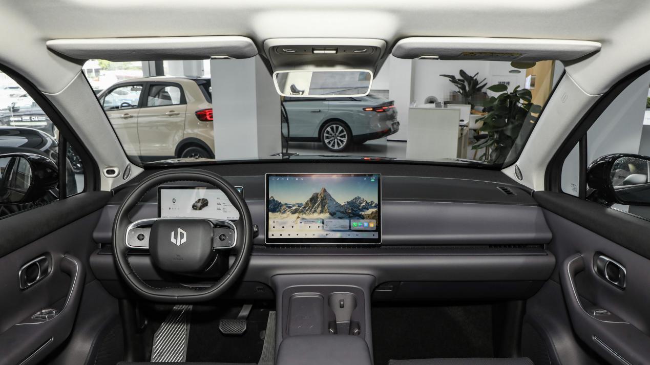 小年轻买SUV，15万预算，空间大，续航强，智能化，还得看这款