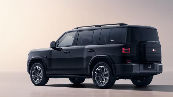 方程豹钛7曝光，预计四季度上市