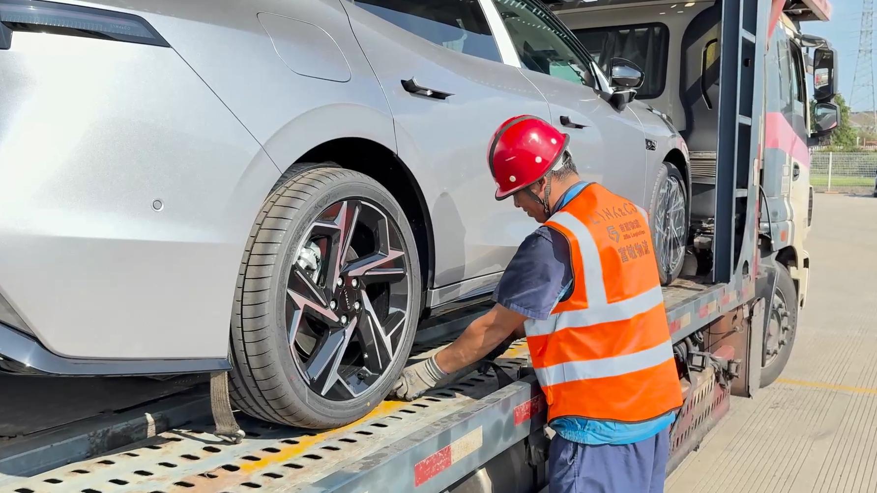 20万级插混SUV，全新领克08EM-P凭啥脱颖而出？