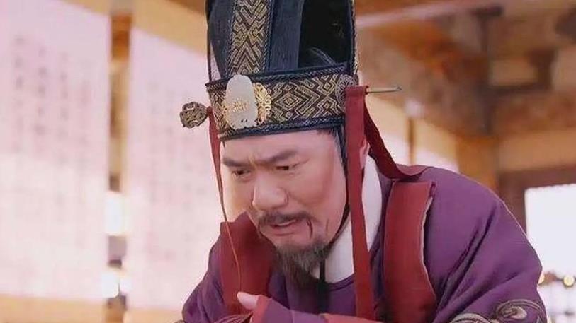 母亲来看当官儿子，发现百姓夜不闭户，母亲：我去给你准备棺材