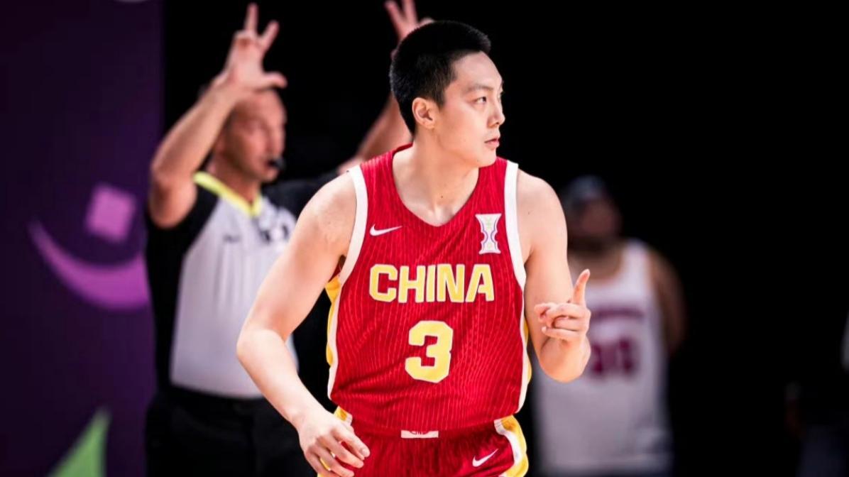 不是赵睿，也不是胡明轩！中国男篮另外两人赢得国际篮联的认可！