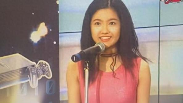 陈自瑶18岁选美片段曝光，冻龄颜值惊艳全网，本人都没见过视频