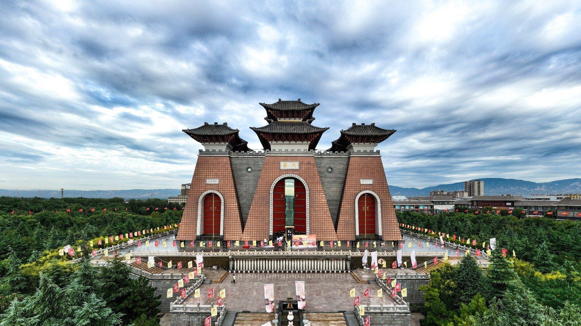 山西临汾华门旅游全攻略：华夏文明之门的深度体验