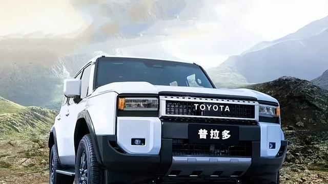 一汽丰田全新普拉多旗舰VX版上市，配置升级亮点多，硬派越野再添新选择
