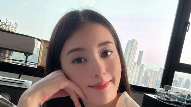 方媛晒照和郭富城深夜小酌！穿睡衣像清纯女大，做烤鱼肉串很贤惠