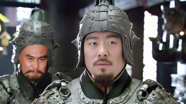 吕布方天画戟给十位名将排座次：张飞第二，关羽第三，刘备第几？