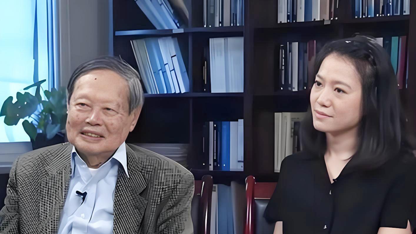 翁帆: 珍藏杨振宁的定情物，与继子继女永远是亲人