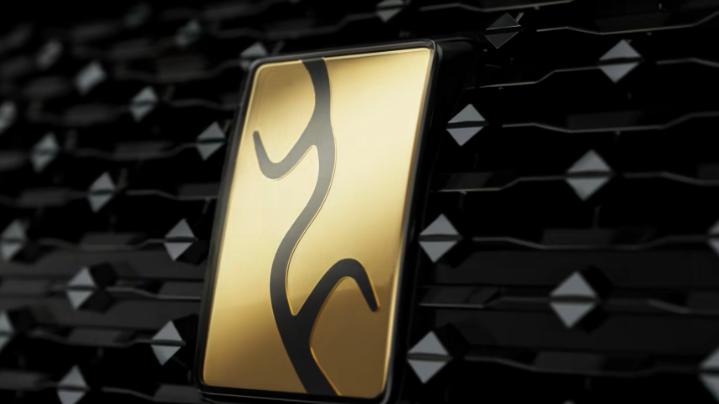 比亚迪造了一辆“巨无霸”SUV，比揽胜大一圈，24K黄金配置！