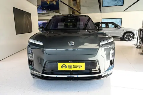 试驾完纯电蔚来ES8，我决定换掉增程SUV：续航没焦虑，用车真省钱？