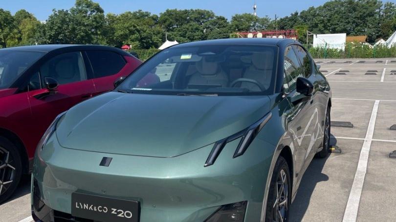 新色到底是什么来头？领克 Z20 这抹绿实在太特别了