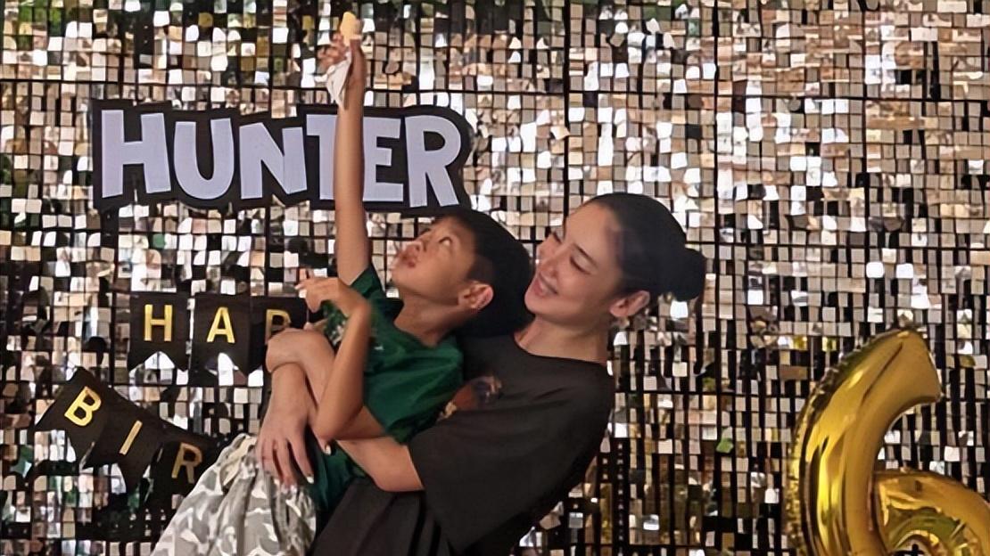 香港知名女星宣布不会再结婚，自嘲太老不适合婚姻，重心转向孩子