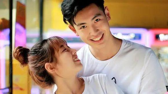 聪明的男人，掌握追女人的这4个“套路”，让她情不自禁地爱上你