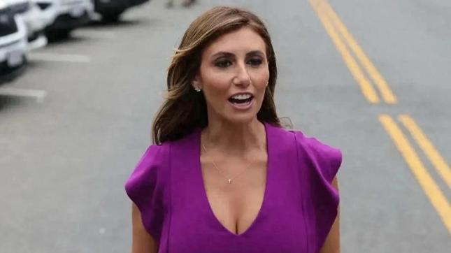 从总统私人律师跃升为新泽西州州长，创造了美国现代政治史上的罕见案例。