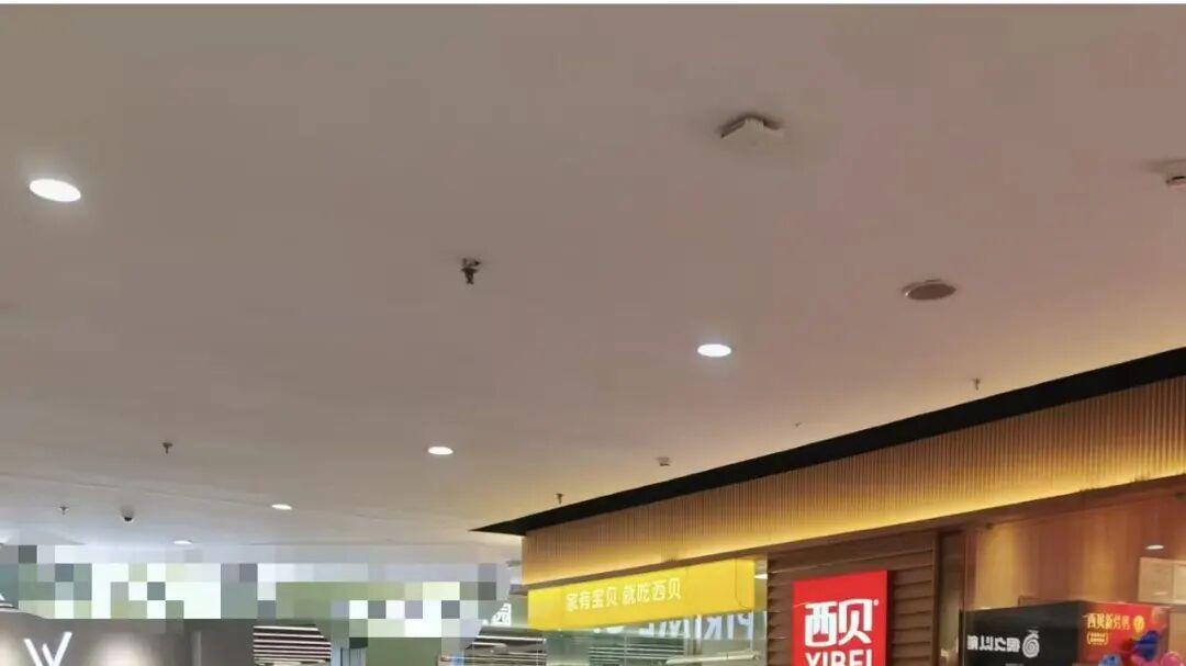 西贝闭麦后又开始排队了! 3.9元馒头换100元券，顾客直呼被“套牢”