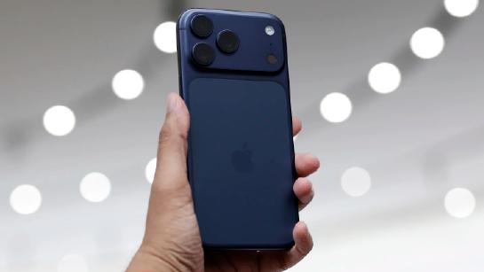 不装了，iPhone Pro起售价涨了