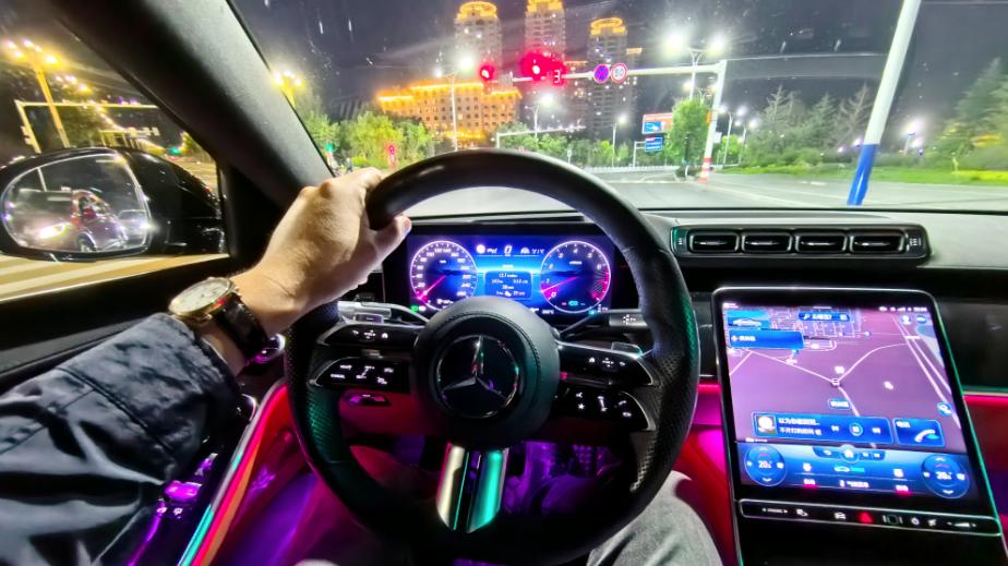 国产奔驰GLE信息曝光，疑似出现激光雷达！