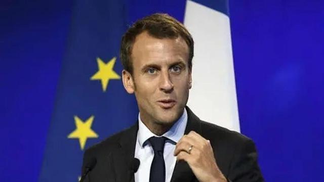 普京失算了？中东打起来了，俄军基地遇袭，美英法德失声