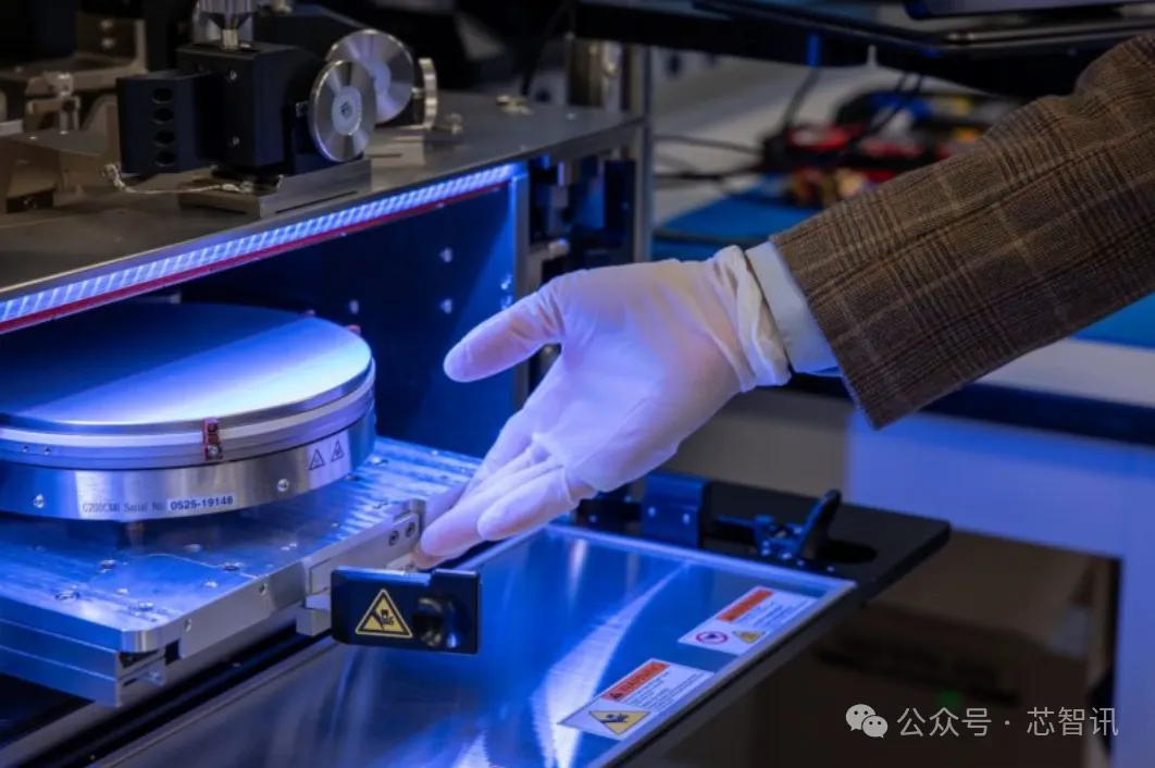 美国首颗单片式3D芯片问世：能效有望提升1000倍